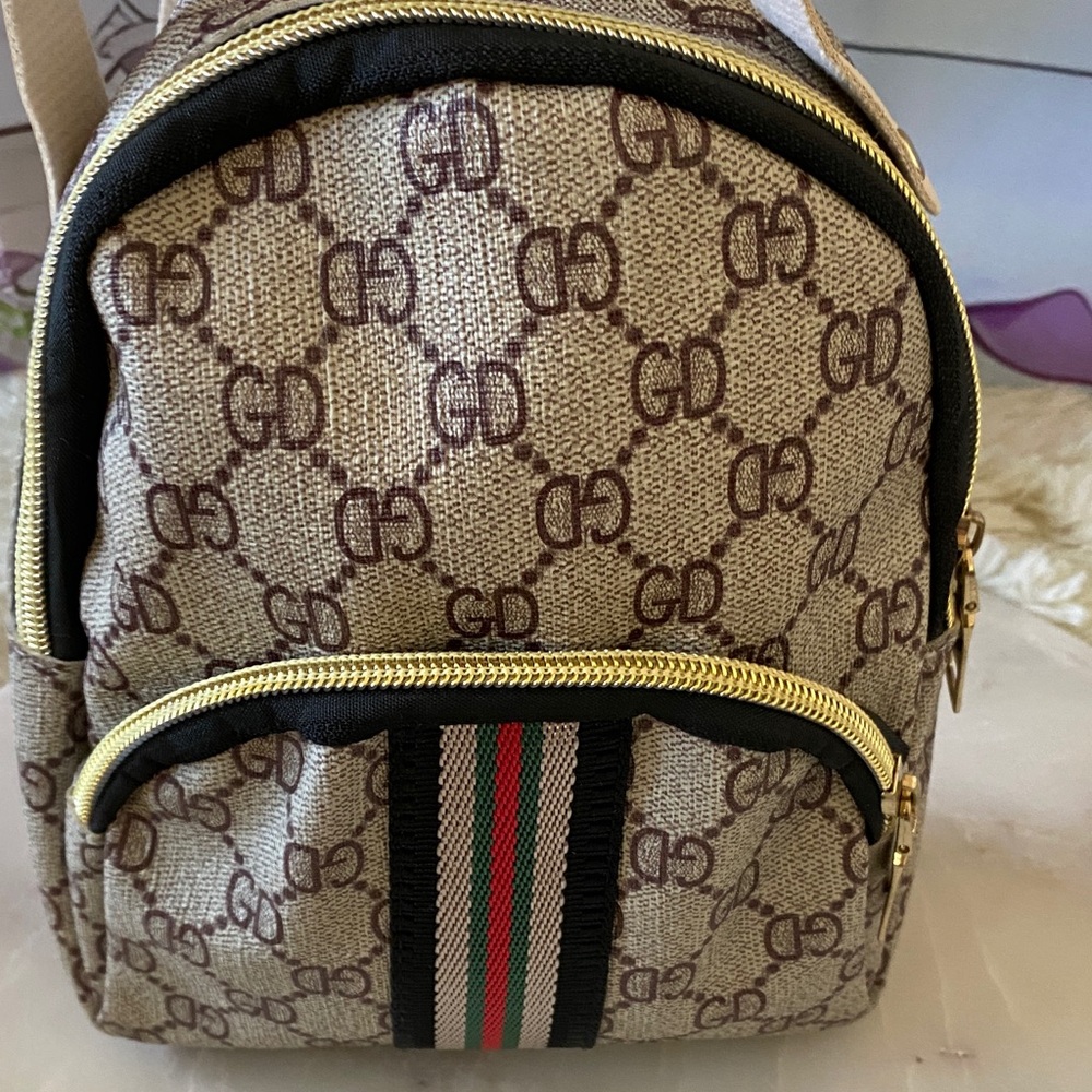 GD Monogram Mini Crossbody Bag with Striped Detail - Picture 3 of 8